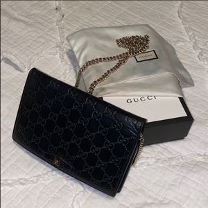 Authentic Gucci purse.